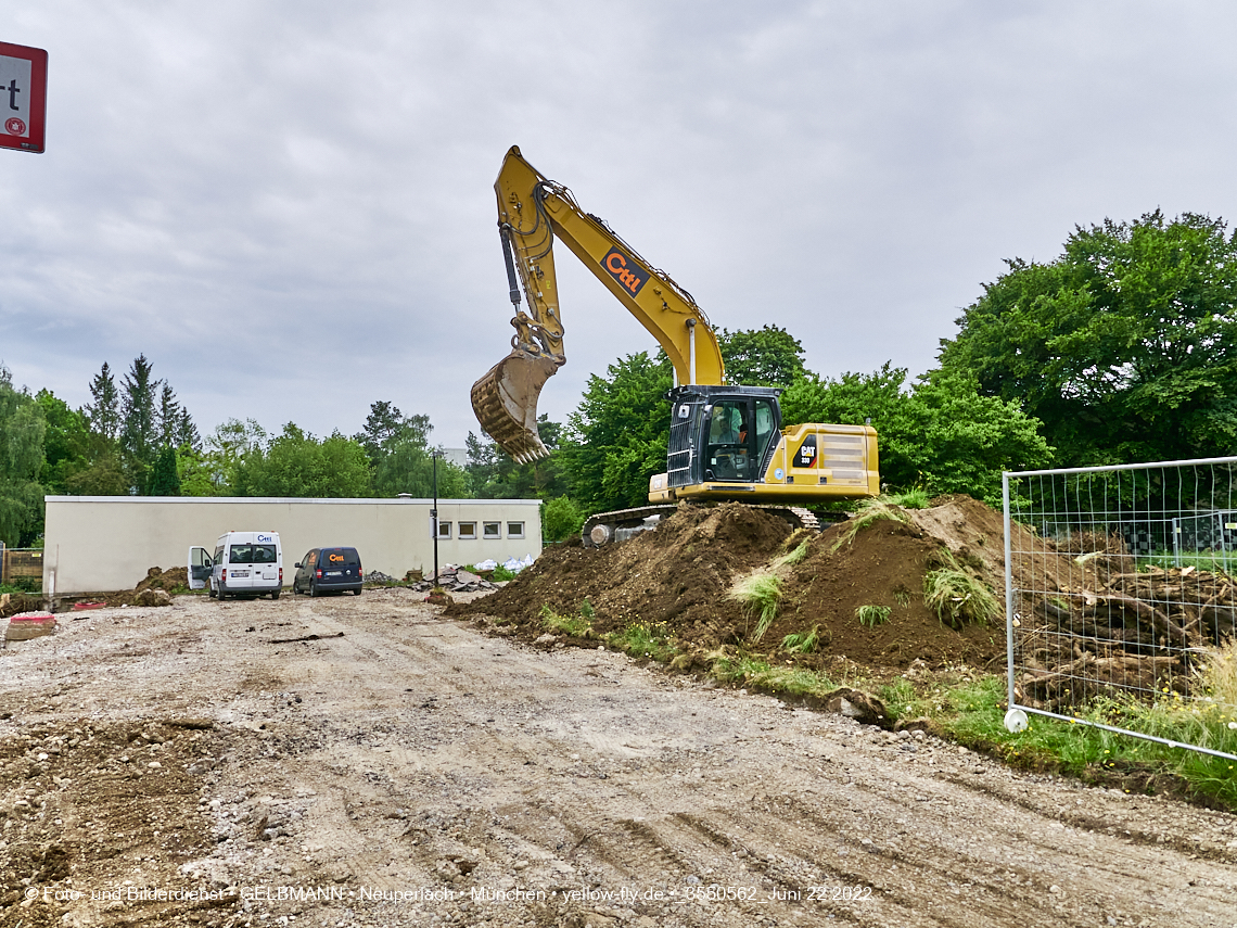 22.06.2022 - Baustelle zur Mütterberatung und Haus für Kinder